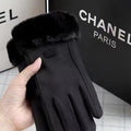 Cozy Velvet Gloves For Women
