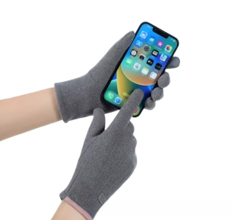 Cozy Velvet Gloves For Women